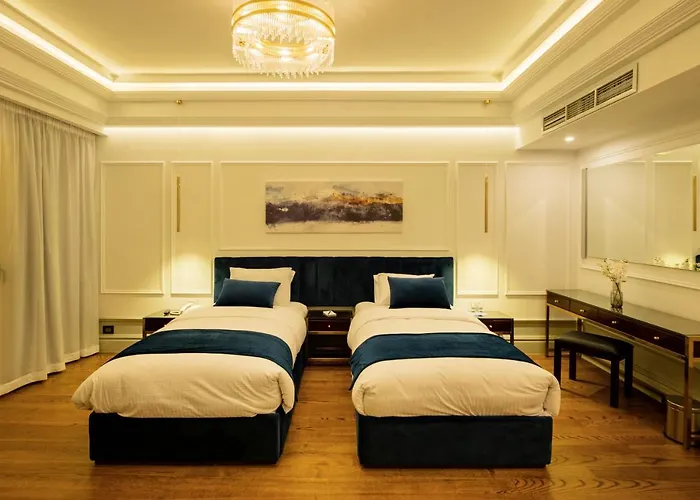 Maran Residence